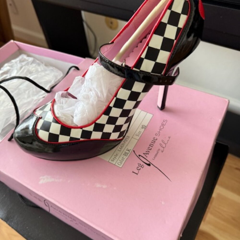 Leg Avenue shoes by Ellie "Queen of Hearts" heels. sz 10 - Picture 4 of 4